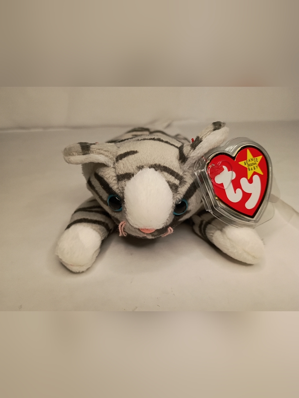 Ty Beanie Baby Gray & White Striped Cat Plush